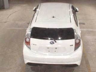 TOYOTA AQUA 2013