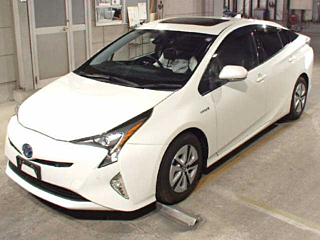 TOYOTA PRIUS 2016