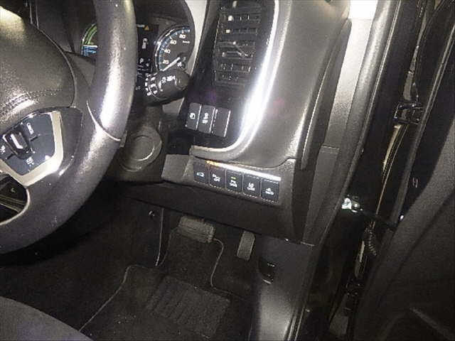 MITSUBISHI OUTLANDER PHEV 2018