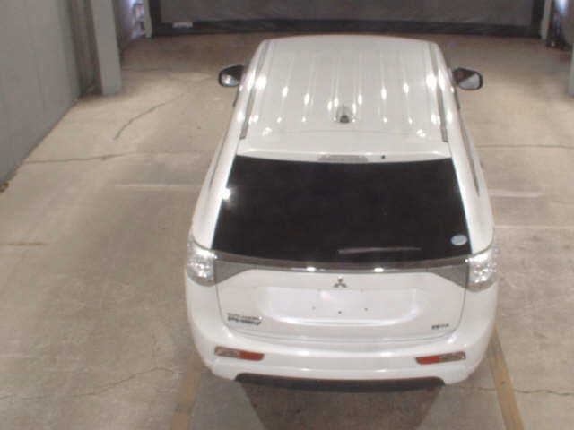 MITSUBISHI OUTLANDER PHEV 2014