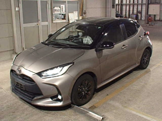 TOYOTA YARIS 2021