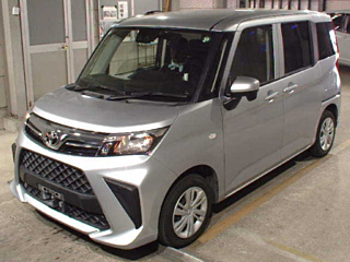 TOYOTA ROOMY 2022