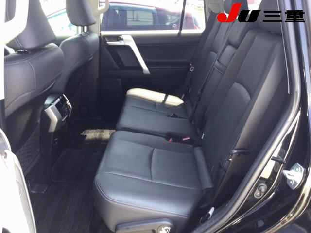 TOYOTA LAND CRUISER PRADO 2018