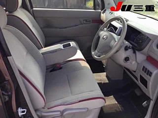 DAIHATSU MOVE CONTE 2010