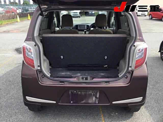 DAIHATSU MIRA E S 2011