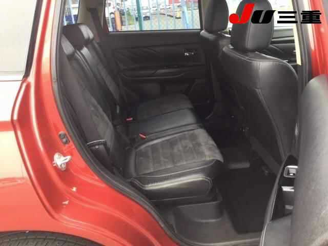 MITSUBISHI OUTLANDER PHEV 2017