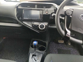 TOYOTA AQUA 2018