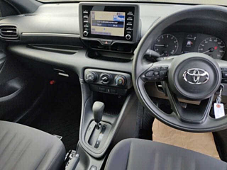 TOYOTA YARIS 2020
