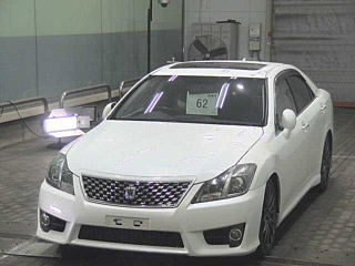 TOYOTA CROWN 2011