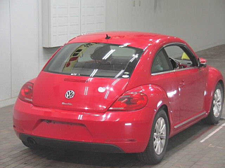 VOLKSWAGEN THE BEETLE 2013