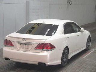 TOYOTA CROWN 2011