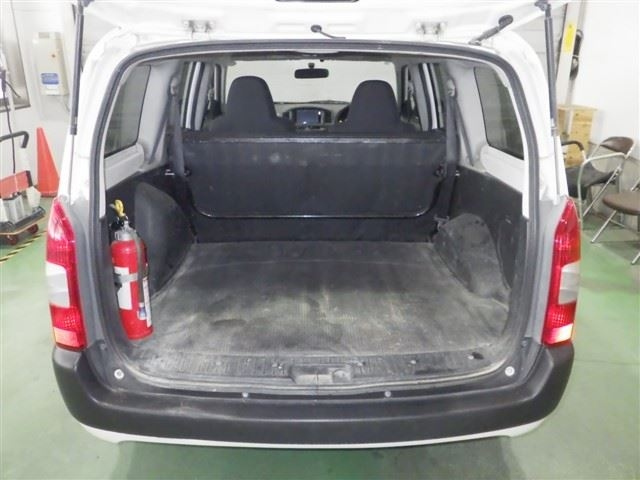 TOYOTA PROBOX 2013
