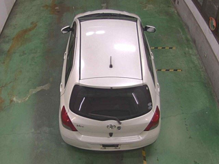 TOYOTA VITZ 2010