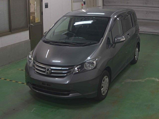 HONDA FREED 2010