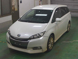 TOYOTA WISH 2012