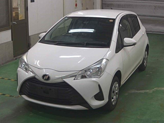 TOYOTA VITZ 2019