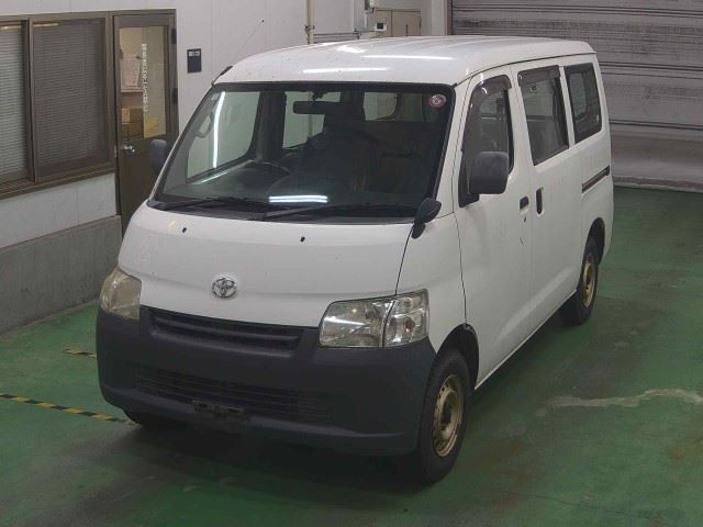 TOYOTA LITE ACE VAN 2013