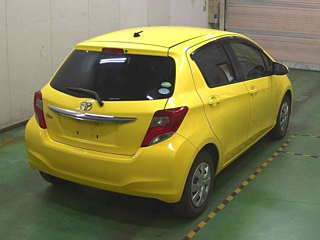 TOYOTA VITZ 2014