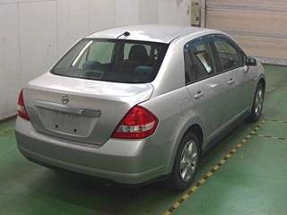 NISSAN TIIDA LATIO 2011
