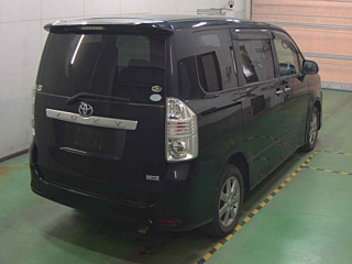 TOYOTA VOXY 2008