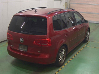 VOLKSWAGEN GOLF TOURAN 2012