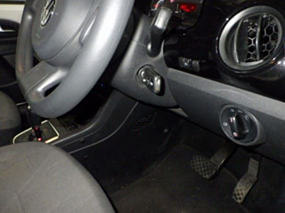 VOLKSWAGEN UP 2014