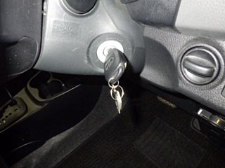 TOYOTA VITZ 2014