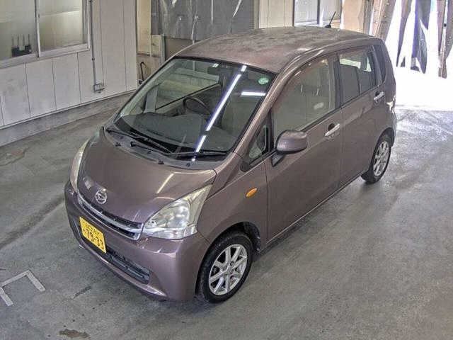DAIHATSU MOVE 2011
