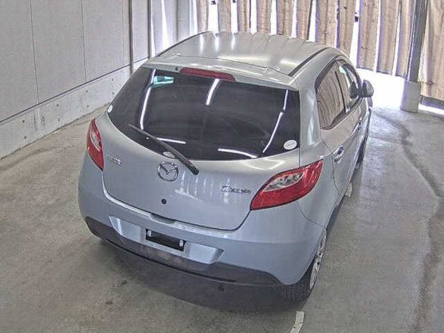 MAZDA DEMIO 2009