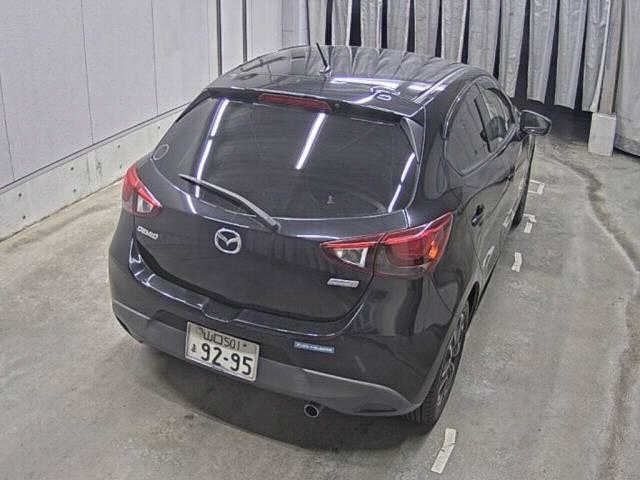 MAZDA DEMIO 2014