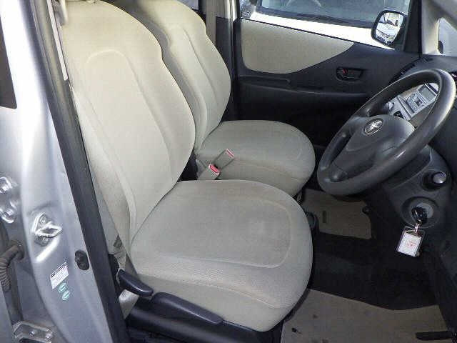 TOYOTA RACTIS 2009