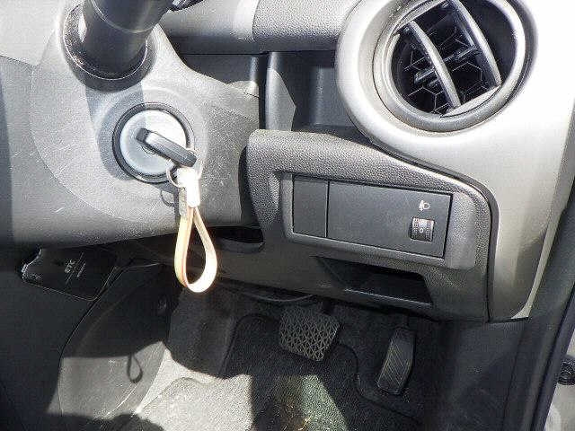 MAZDA DEMIO 2008