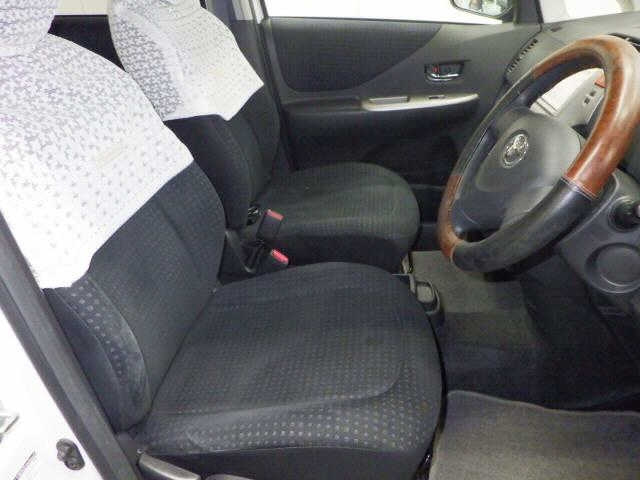 TOYOTA RACTIS 2010