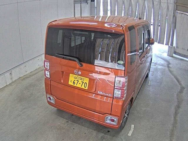 DAIHATSU WAKE 2017