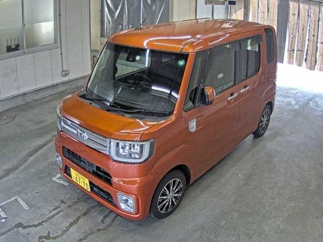 DAIHATSU WAKE 2017