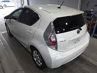 TOYOTA AQUA 2012
