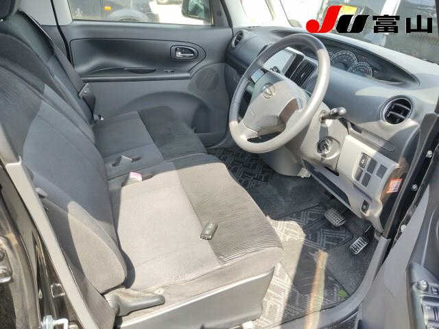 DAIHATSU TANTO 2011