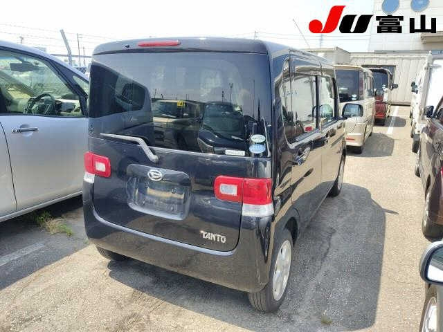 DAIHATSU TANTO 2008