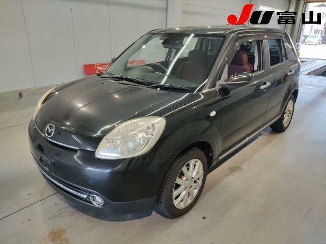 MAZDA VERISA 2010