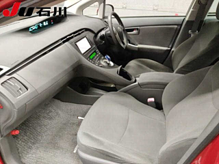 TOYOTA PRIUS 2010