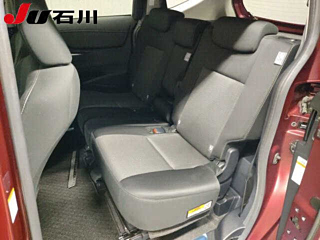 TOYOTA SIENTA 2019