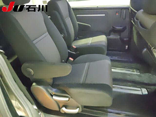 HONDA STEP WAGON 2015