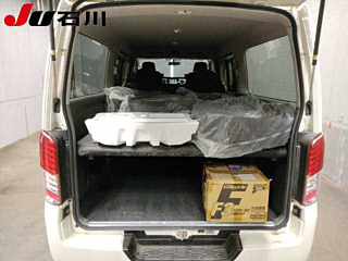 NISSAN CARAVAN VAN 2012
