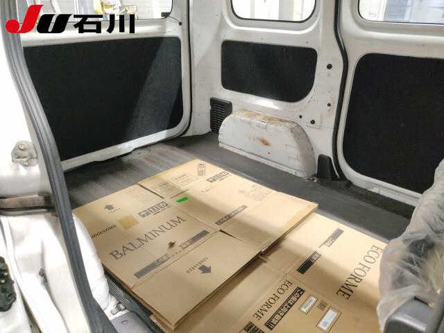 NISSAN NV200 2017