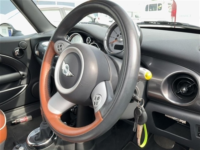 BMW MINI 2009