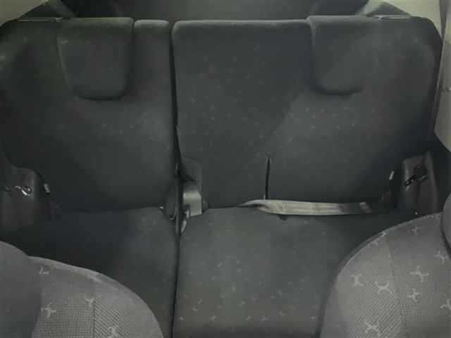TOYOTA VITZ 2010