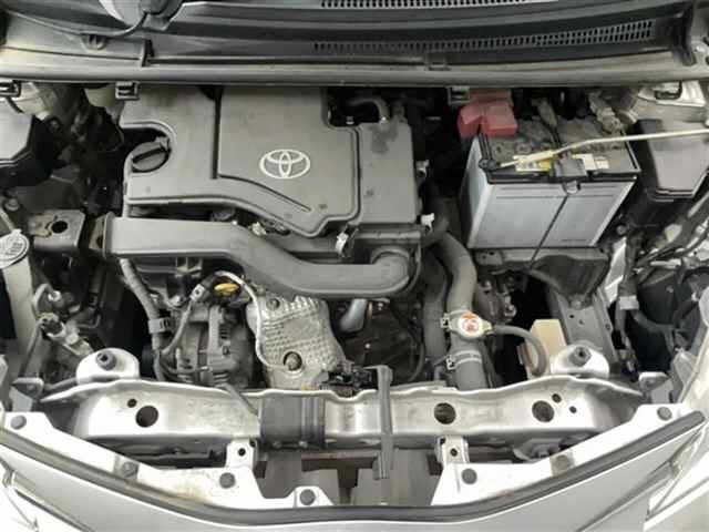 TOYOTA VITZ 2019