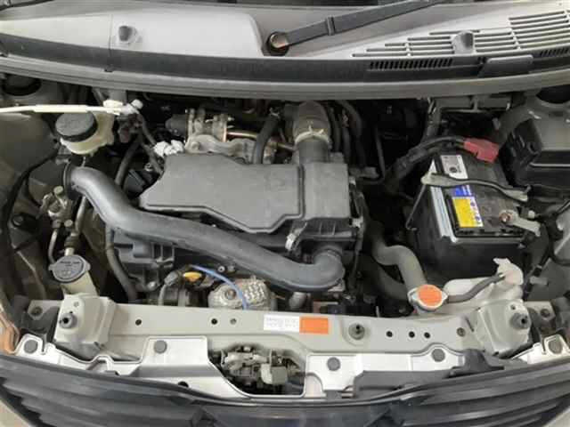 TOYOTA ROOMY 2018