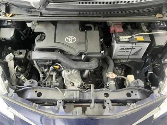 TOYOTA VITZ 2018
