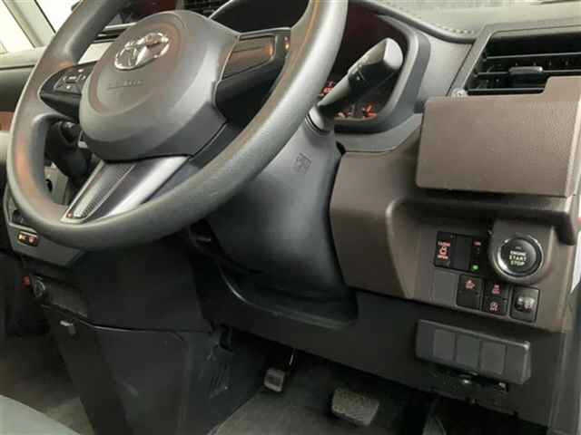 TOYOTA ROOMY 2018